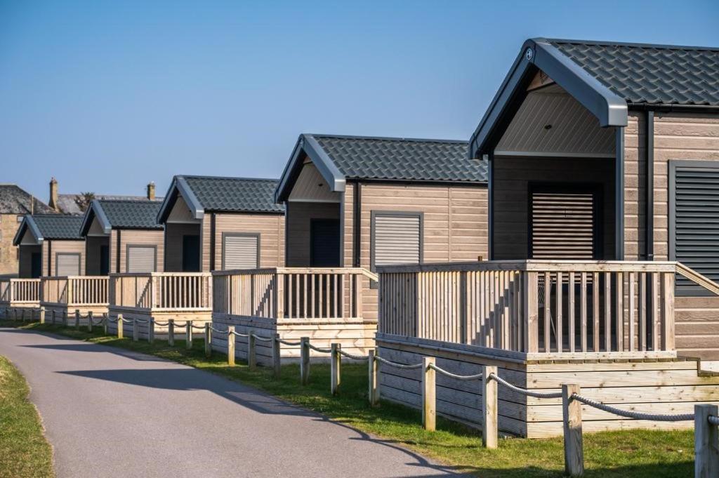 Beach Front Lodge Hopeman Экстерьер фото