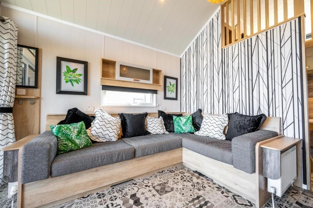 Beach Front Lodge Hopeman Экстерьер фото